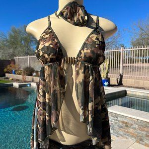 Sexy camo lingerie with matching bottoms